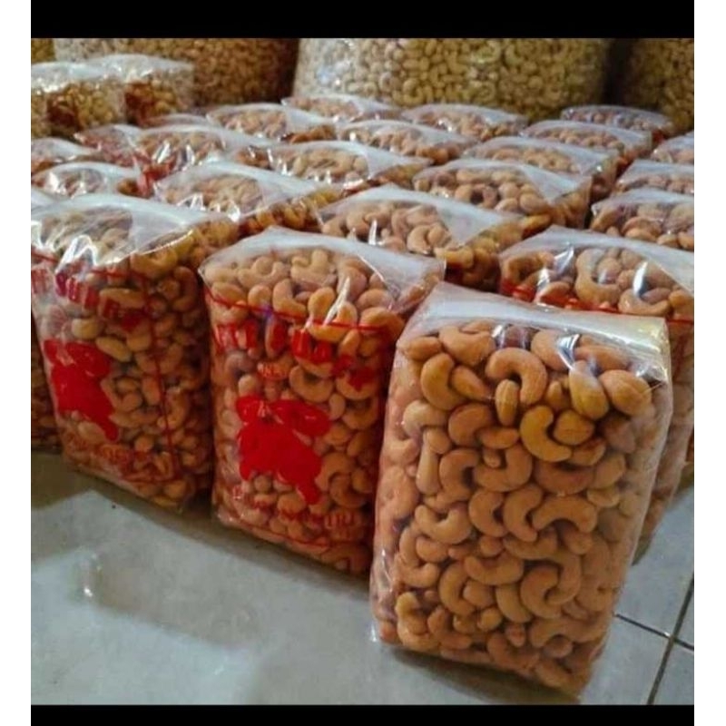 

Kacang mete matang grade A 1 kg (asli Wonogiri)