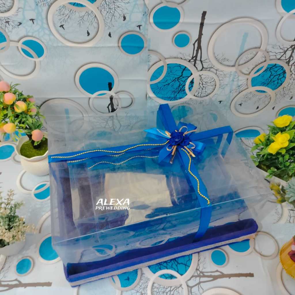 

Kotak hantaran parsel seserahan pernikahan tutup mika isi 4 kotak