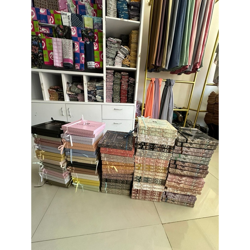 UMAMA BOX PREMIUM/SEGIEMPAT UMAMA MOTIF/UMAMA PREMIUM/UMAMA GROSIR