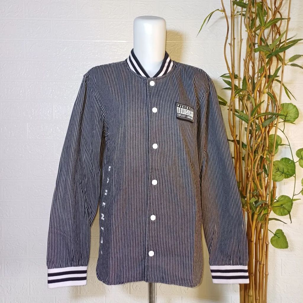 JAKET VARSITY PARENTAL ADVISORY (SECOND BRANDED) SIZE M, HD004