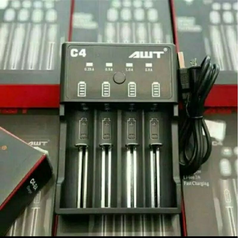 CHARGER AWT C4 / Charger batre 18650 Awt c4 charger 4 slot Awt C4