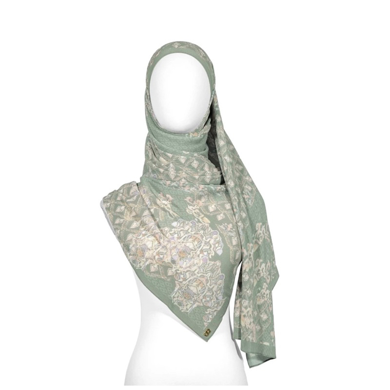 granada pleated shawl buttonscraves