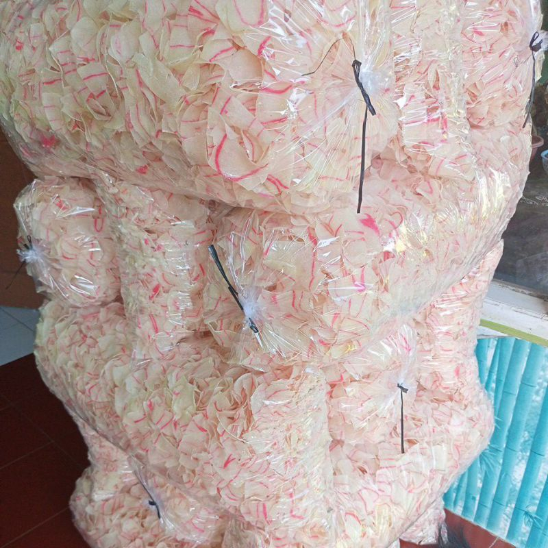 

1 KILO KRUPUK SINGKONG MENTAH /SADARIA SUPER