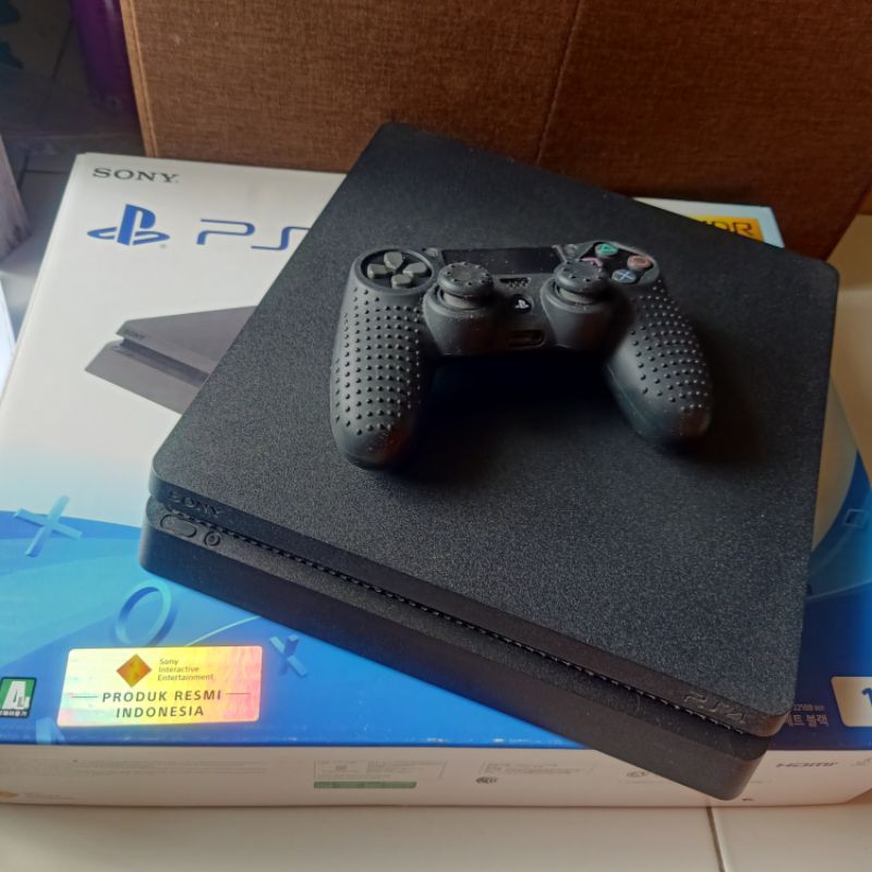 Playstation 4 Slim 1tb PS4 second