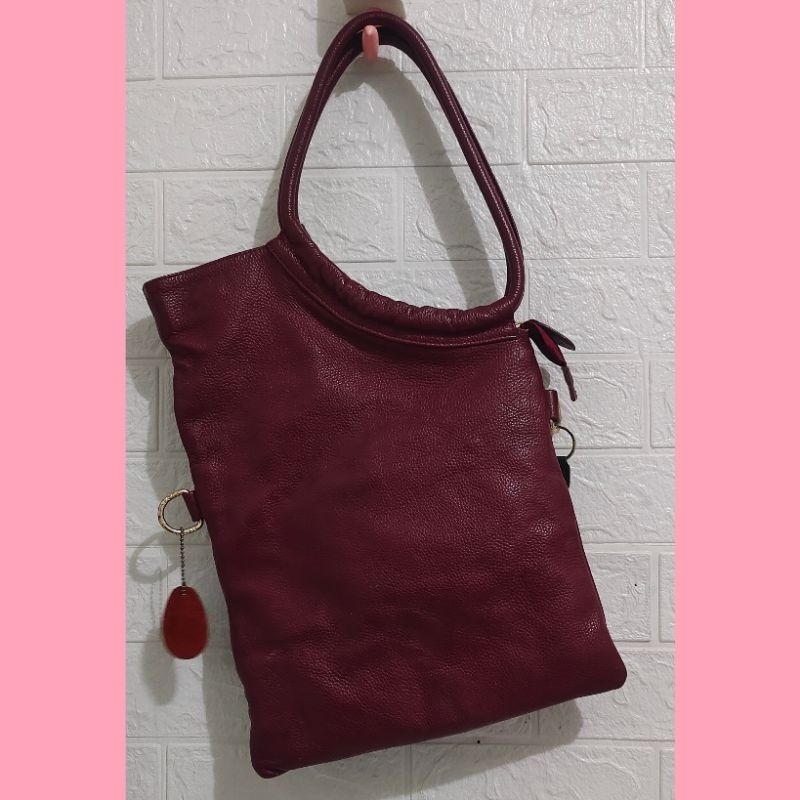 tas handbag ssamzie. tas sling ssamzie. tas kulit asli ssamzie. tas unik. tas kulas preloved