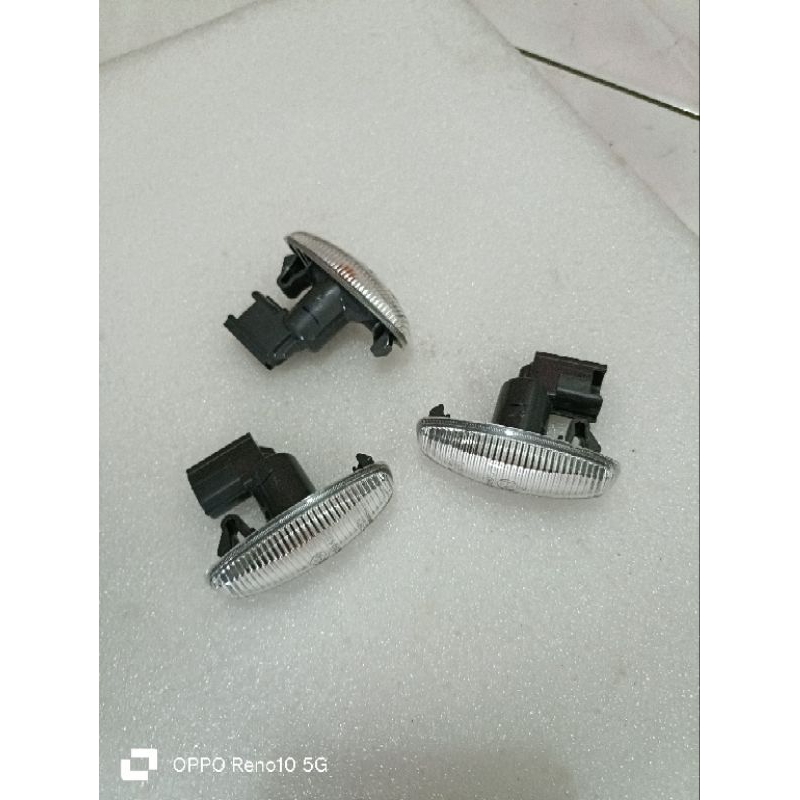 lampu Sein Sen Fender Vios Yaris Hilux Revo 2014 2017 original Toyota