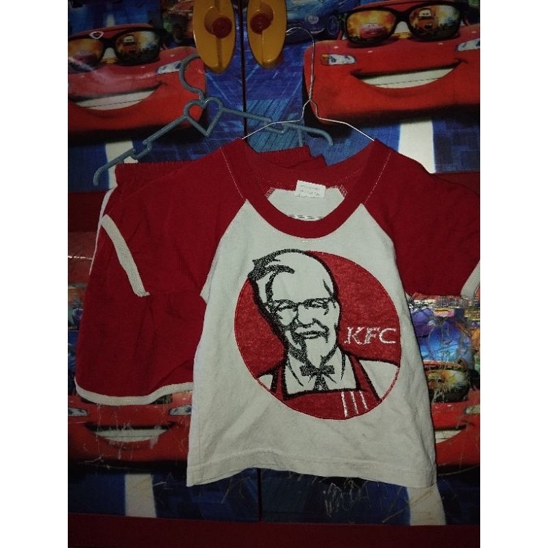baju kfc anak set