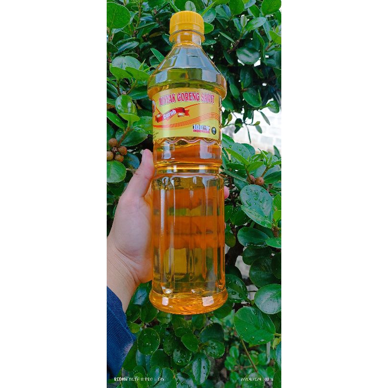 

MINYAK GORENG SAWIT 1 BOTOL isi 820ml