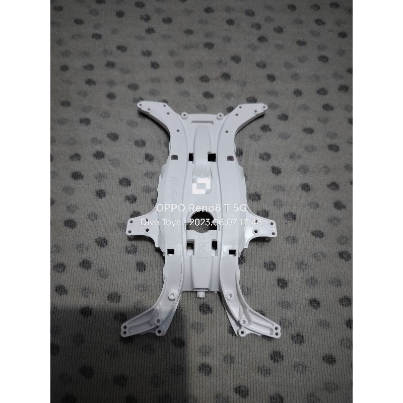 Tamiya Chassis CASIS MA ABS Putih White ( Copotan Kit )