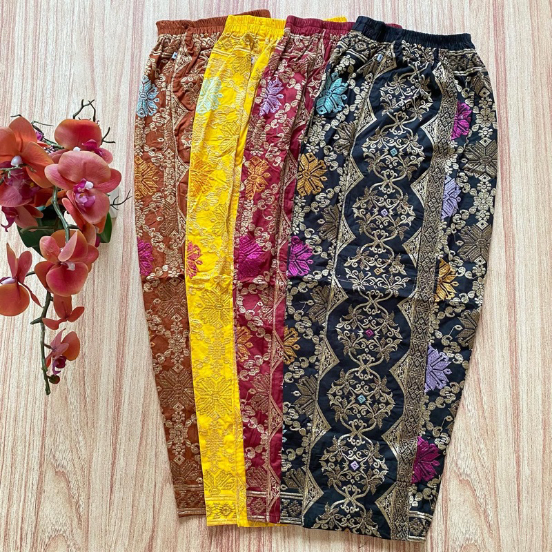 Kamen Jadi Bordir Strait | Songket Bordir