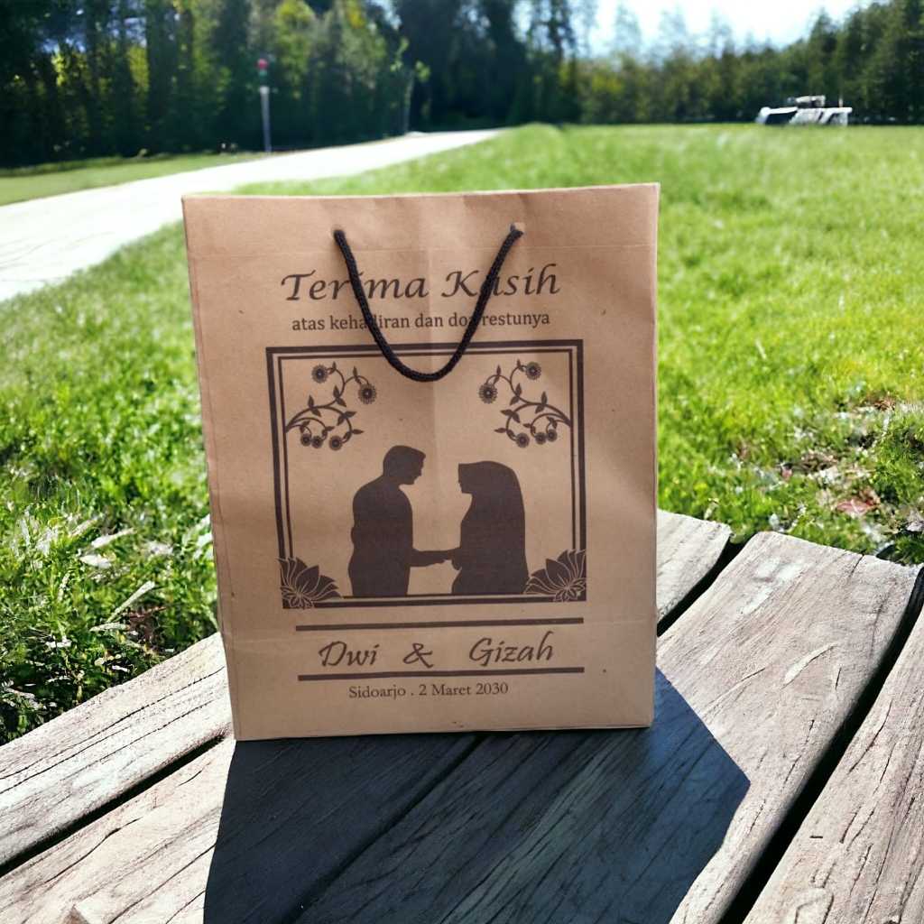 

[ isi 12 ] paper bag sablon tulisan atau gambar logo / tas kertas kustom aneka ukuran