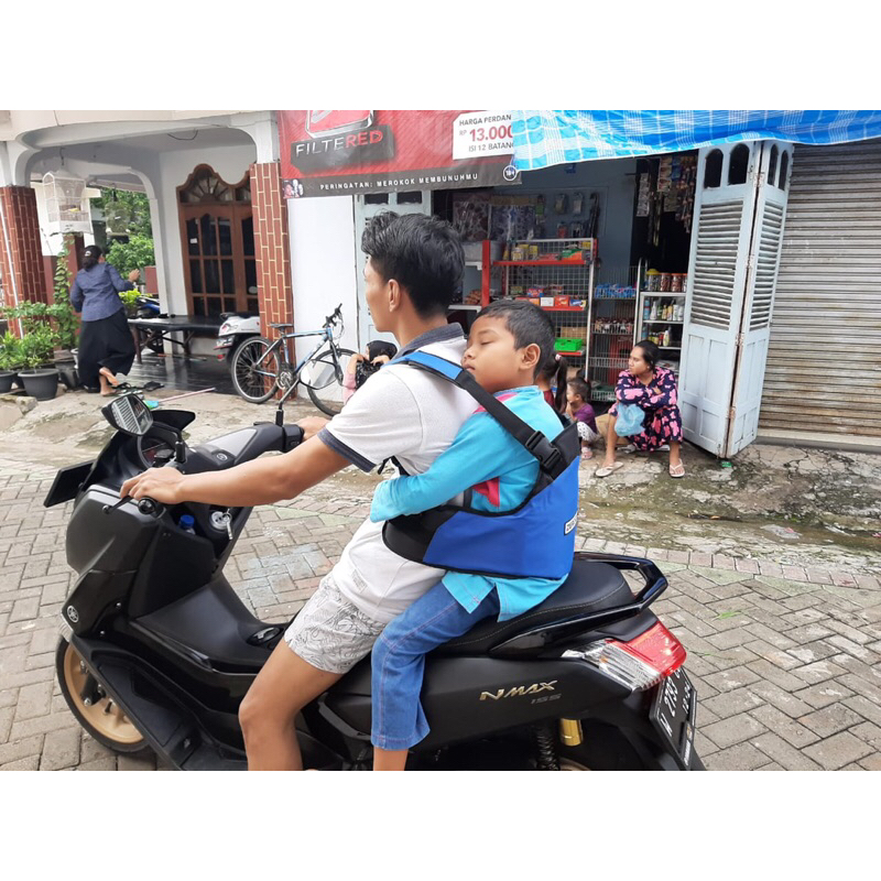 SABUK BONCENG ANAK, SABUK BONCENG MOTOR, SABUK BONCENG ANAK DI MOTOR PENGAIT SABUK KEAMANAN