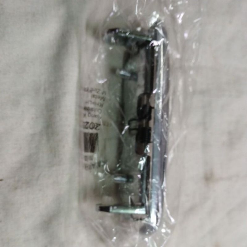handel pintu luar daihatsu taft F10 F50