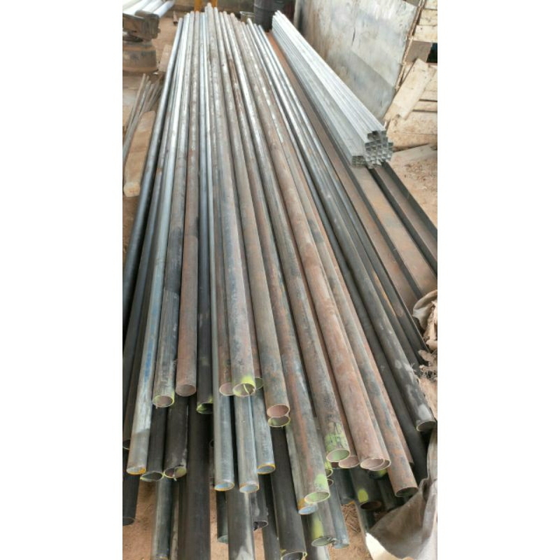Pipa besi ukuran 2 inch tebal 1.6 inchi panjang 6 meter