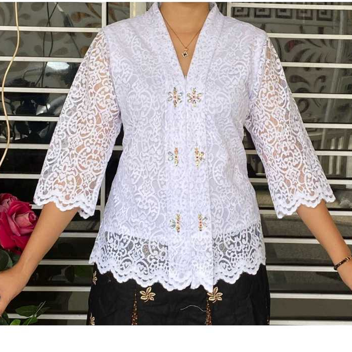 Blus kartini putih/ Atasan kartini putih/ Blus brokat kartini putih