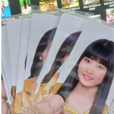 

CETAK FOTO PHOTOCARD DAN STIKER TERMURAH TERCEPAT