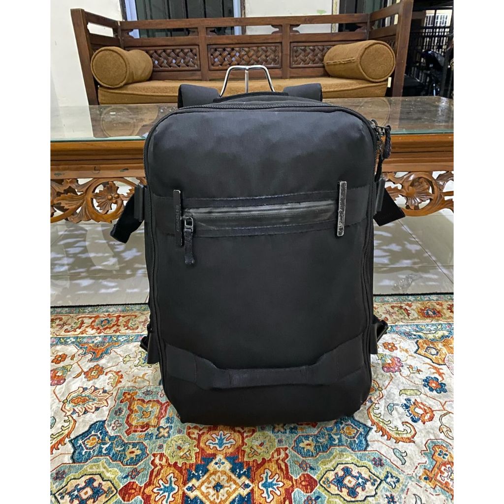 Crumpler Vish a Vish backpack 2106