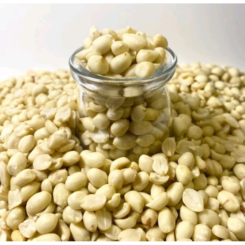 

KACANG KUPAS MENTAH 1KG