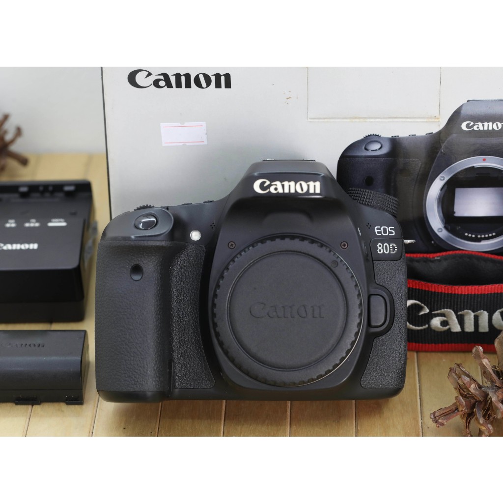 Canon EOS 80D BO Fullset B129