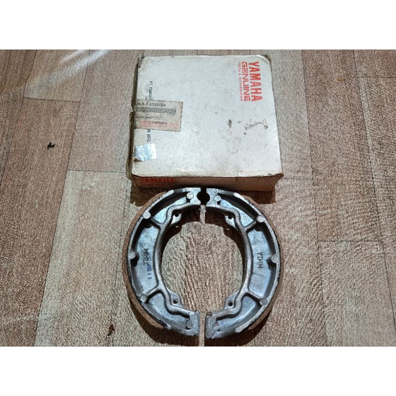 brake shoe yt115  kampas rem belakang  rxking rxk rxz rzr yt115