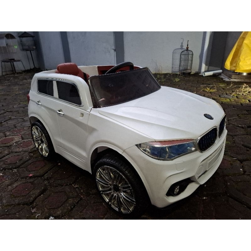 Mobil Aki Charges Preloved