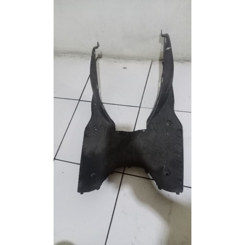 bordes pijakan spin bordes Suzuki spin125 stok lama