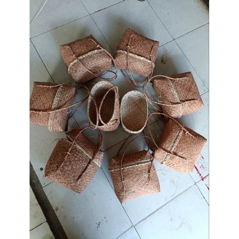 Tas Bakul Rotan Merah Tas Anyaman Rotan Kalimantan