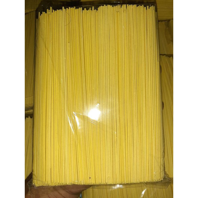 

mie lidi mentah 1 kg