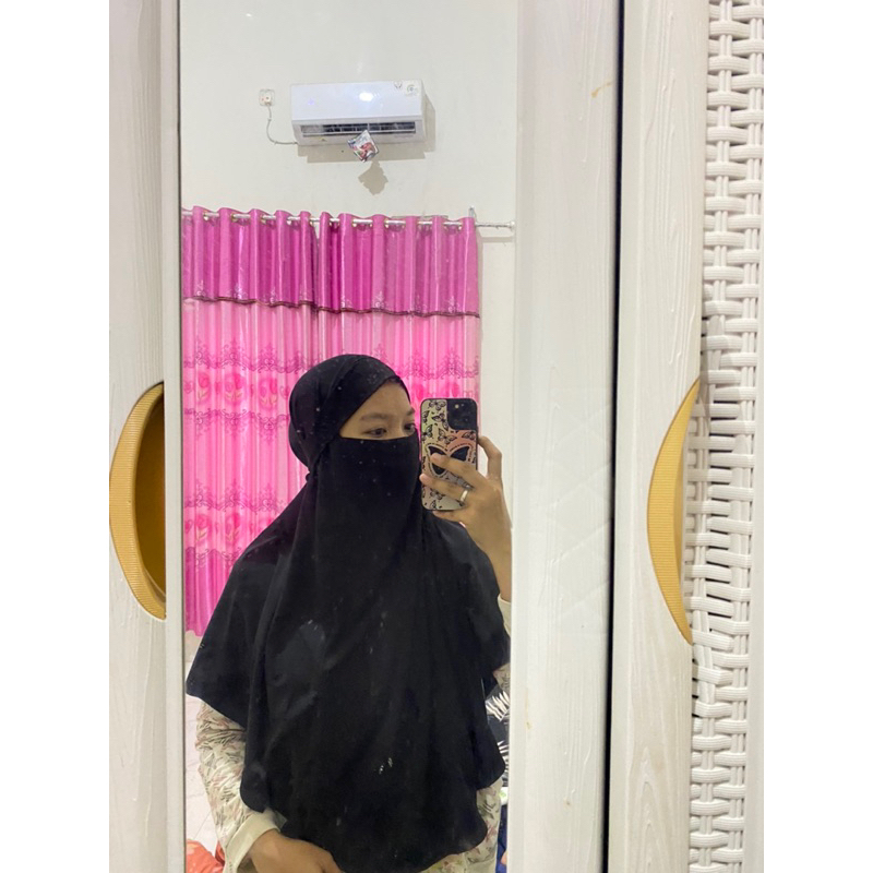 preloved french khimar hitam