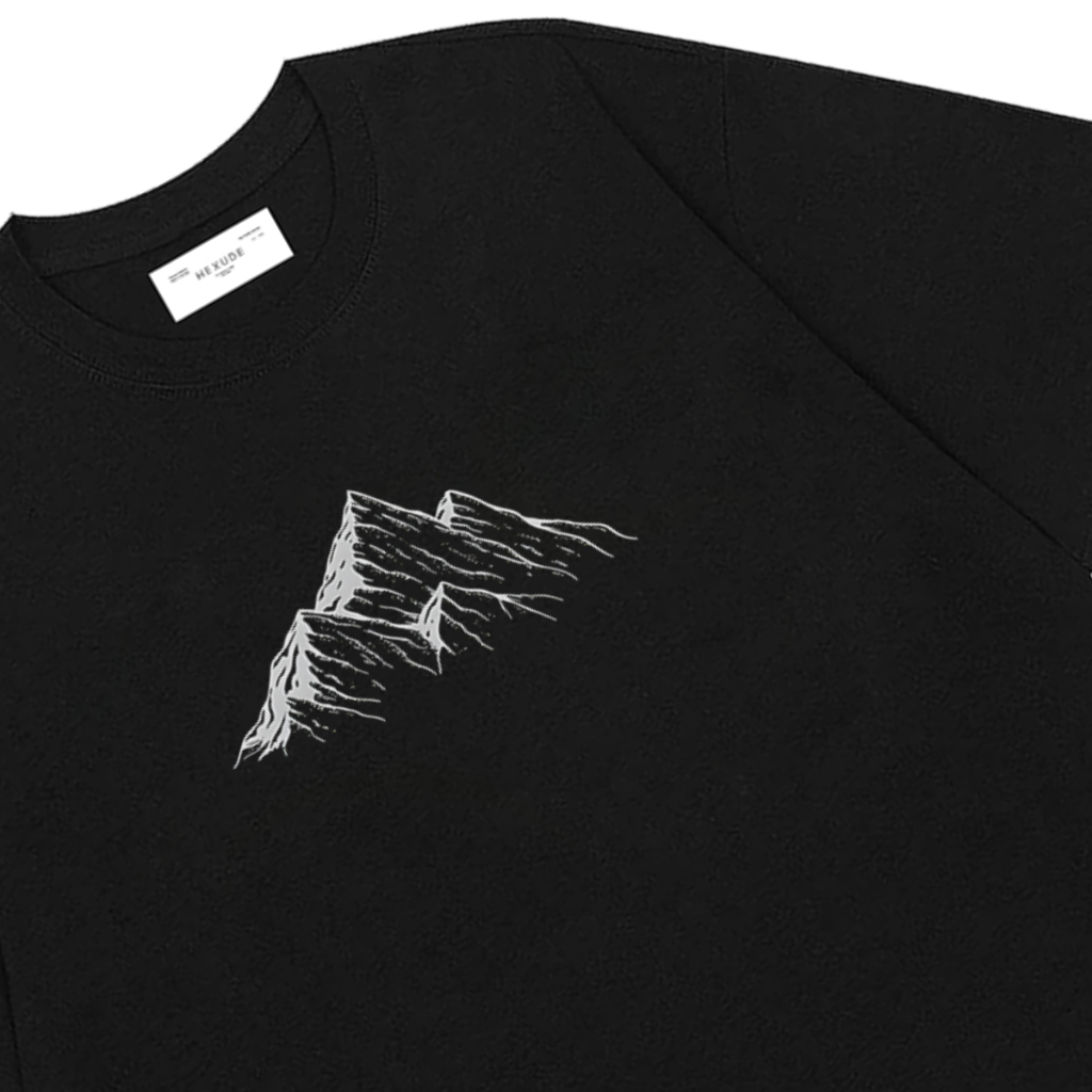 HEXUDE T-Shirt Mountain Black Tees | Kaos Cowok Distro Baju Pria Hitam Premium Cotton Combed 24s-1