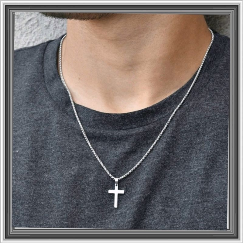 kalung liontin salib hitam /silver pria dan wanita kalung model terbaru