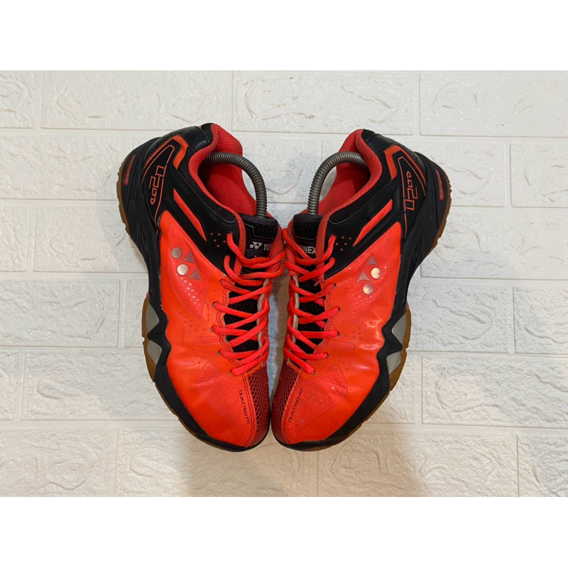 SEPATU BADMINTON YONEX SHB LINDAN 02LTD SIZE 41