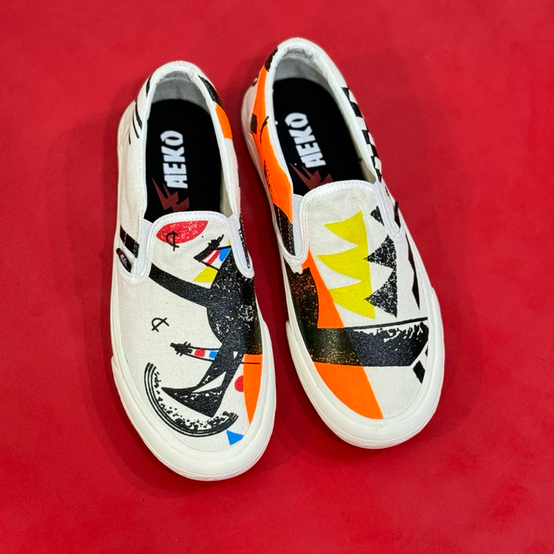 Sepatu Sneakers AEKO Slip On Nano Cream Pria Wanita