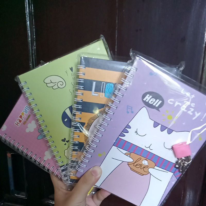 

buku diary spiral bergembok uk 17 cm x 13 cm