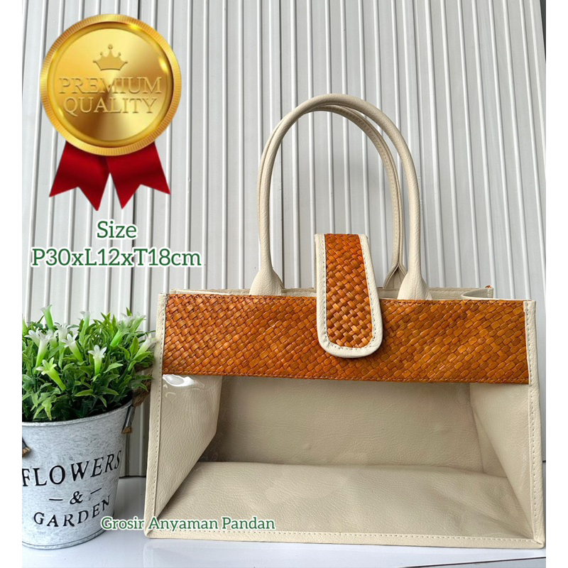 

Tas hampes MIKA PANDAN LIDAH P30xL12xT18cm tas parcel lebaran natal imlek goodiebag