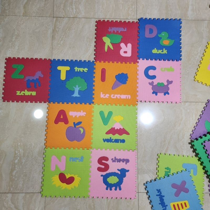Preloved Evamat Matras Puzzle Karpet Tikar Alas Lantai Bermain Belajar Anak Bayi Abjad Huruf Angka Warna Polos