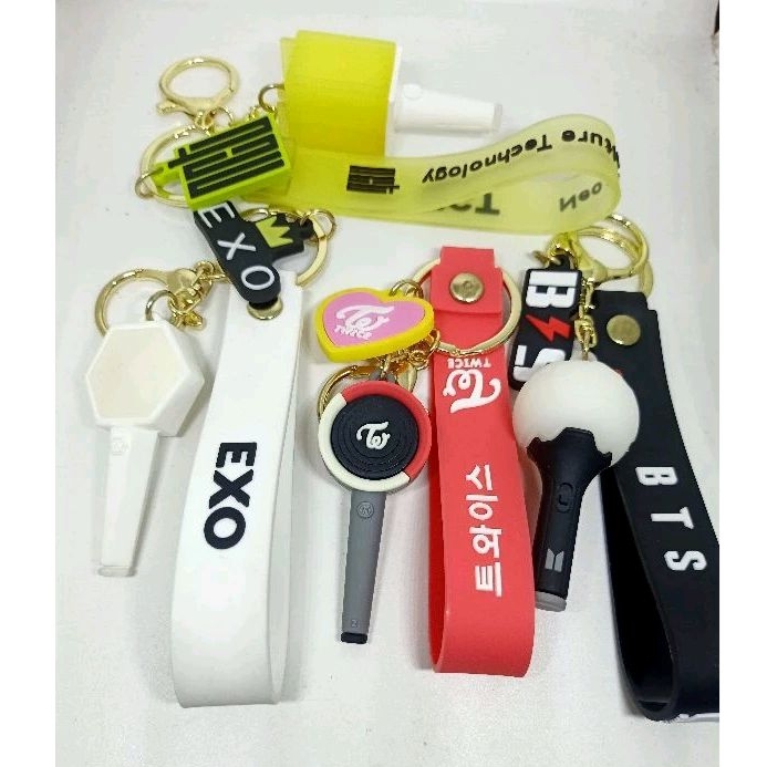 Gantungan kunci Lightstick KPop, keychain Kpopers, kpop merch, Lightstick Blackpink, Lightstick baby