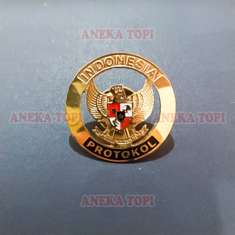 Bros Pin Protokol Garuda Warna Hitam Lencana Lencana Garuda Protokol Bulat - Aneka Topi