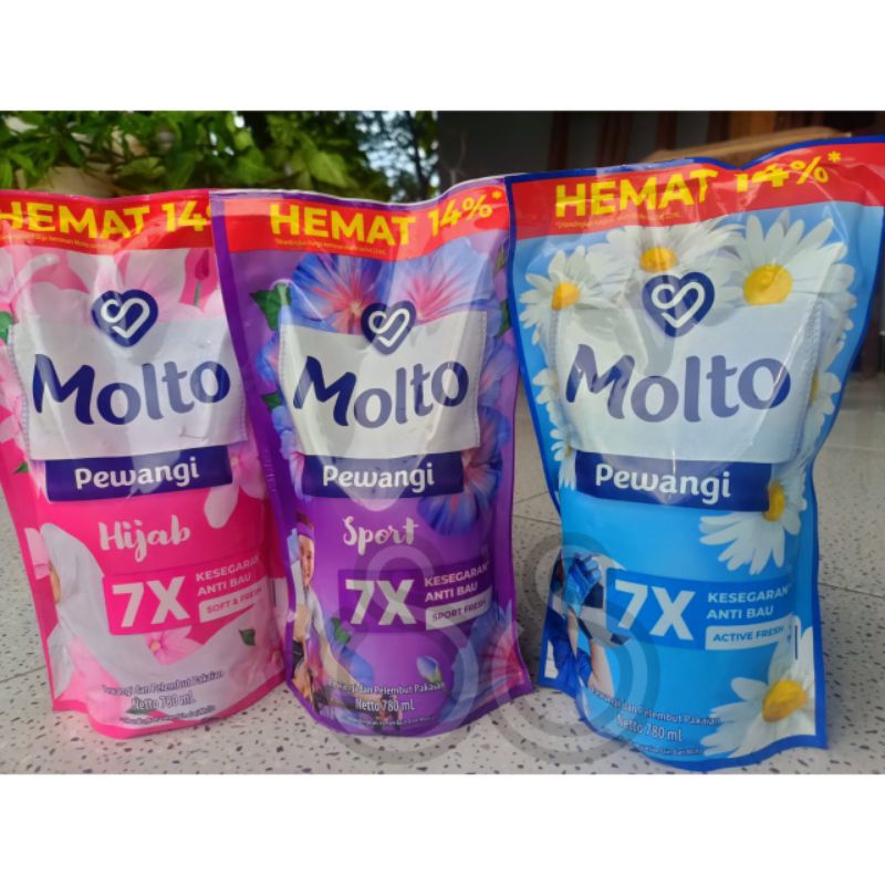 MOLTO Pewangi Pakaian 780ml