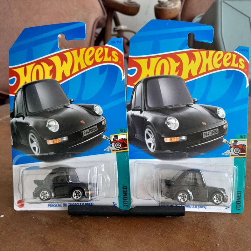 Hot Wheels Porsche 911 Turbo Tooned