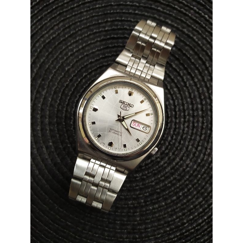 Seiko 5 snk661 silver globe dial