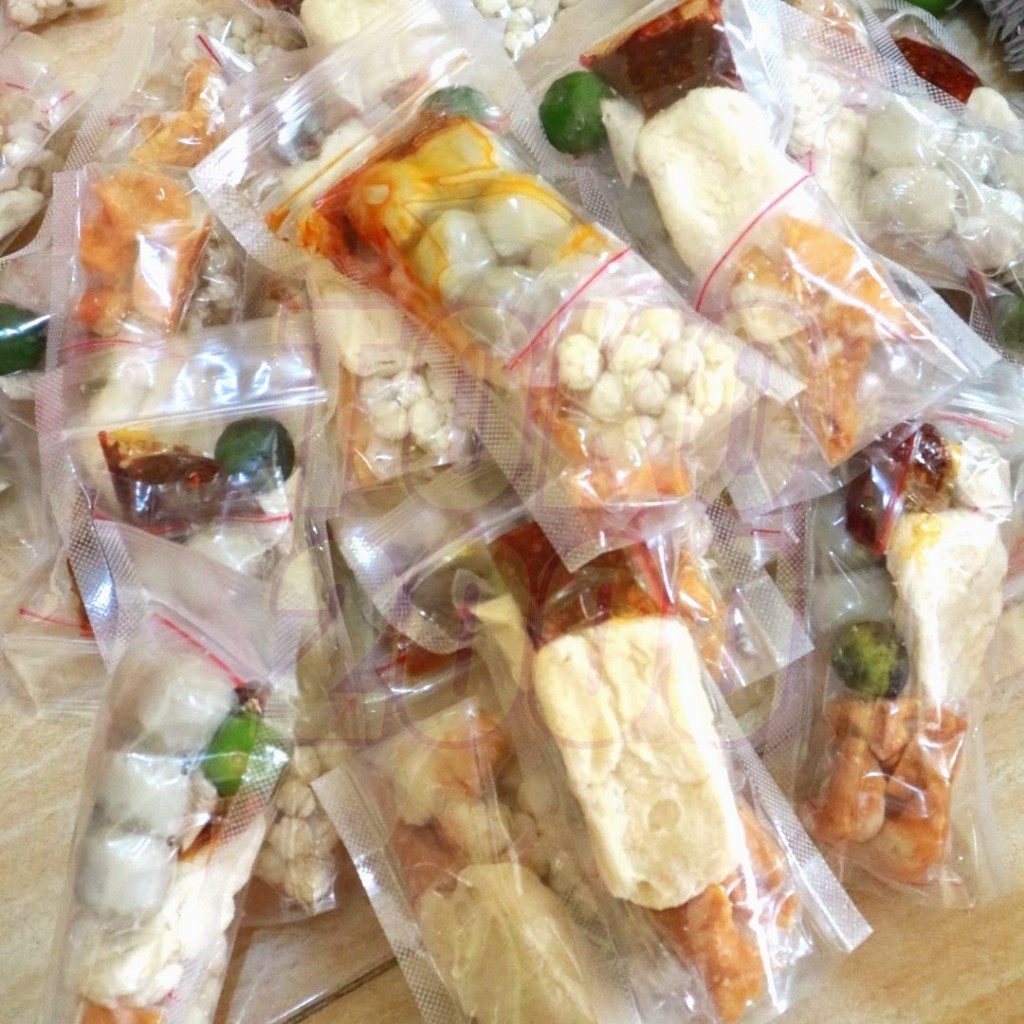 

Paket Baso Aci isi 12 pcs + free basreng