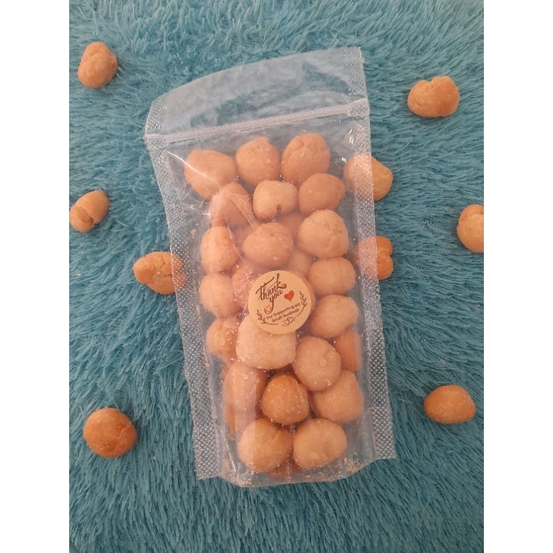 

SNACK MURAH 125GR 4Rb AMOUH Makanan ringan cemilan manis jajanan enak