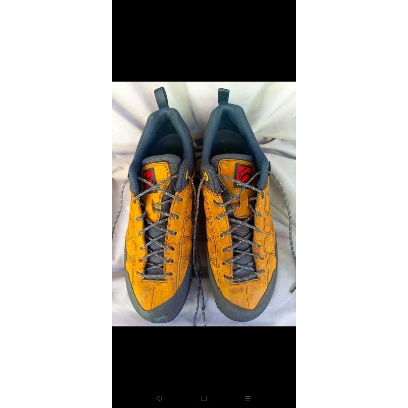 sepatu gunung outdoor five ten ORI