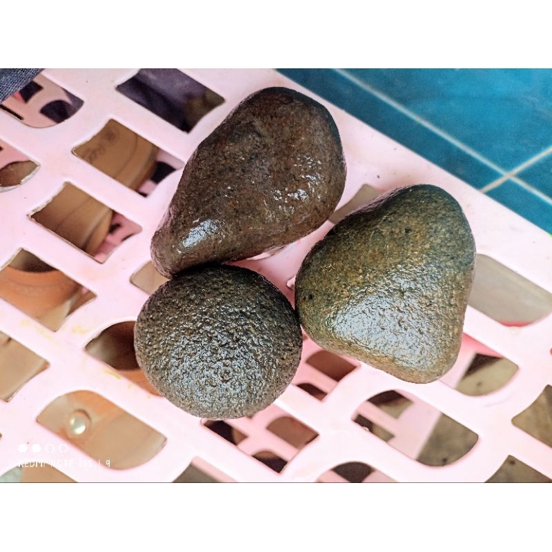 Batu kali pembersih daki