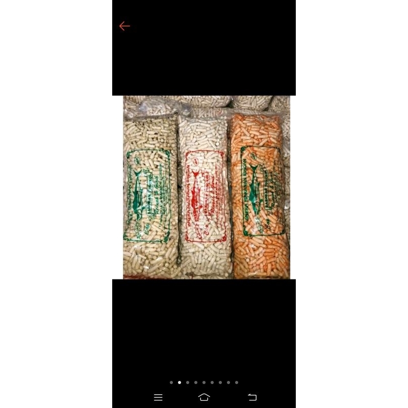 

Etalase Kerupuk tongkol & Kerudung