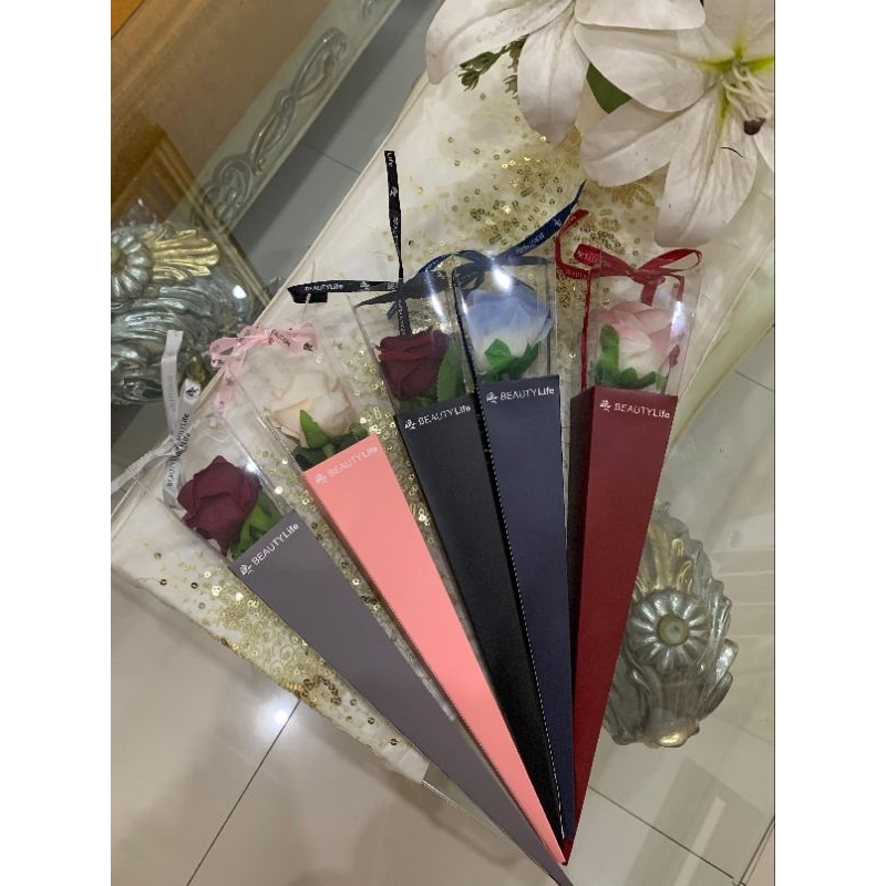 BUKET BUNGA PALSU SINGLE PREMIUM/BOUQUET BUNGA MAWAR/GIFT BOX BUNGA MAWAR/BUNGA PALSU AESTHETIC