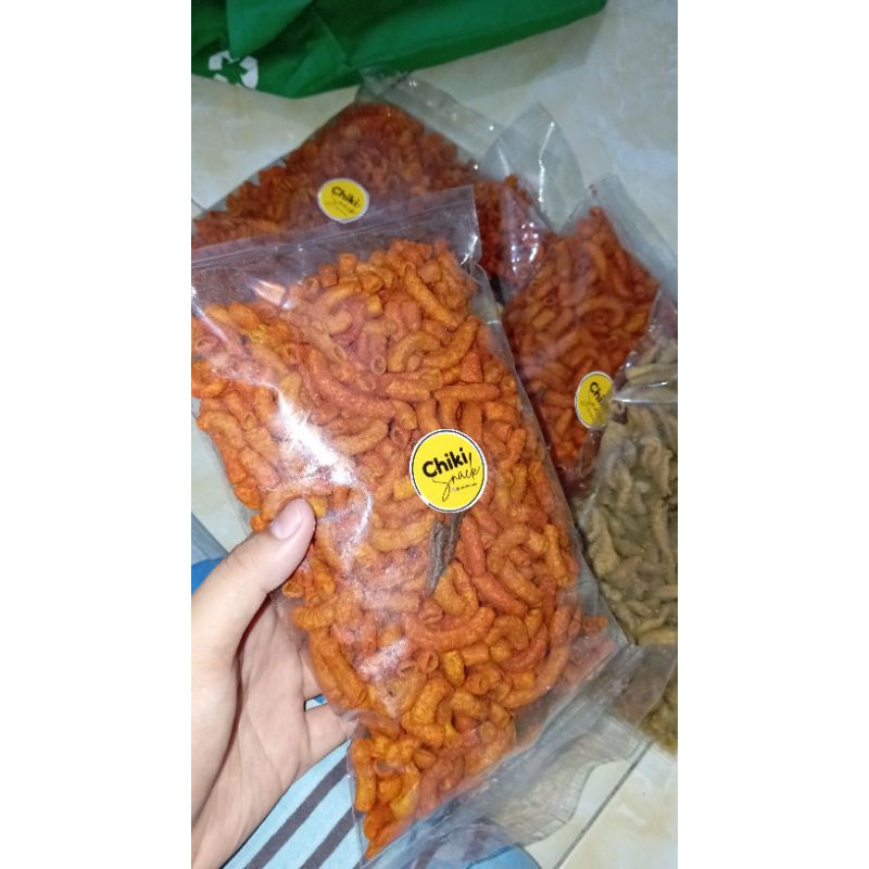 

MAKARONI PEDAS DAUN JERUK