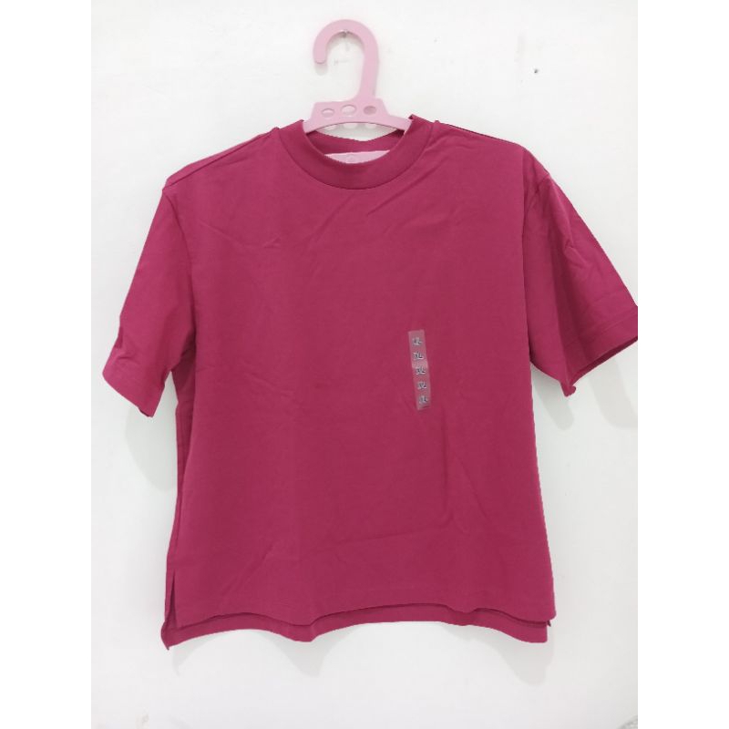 atasan uniqlo, new baju uniqlo , tshirt uniqlo jumbo, kaos uniqlo original