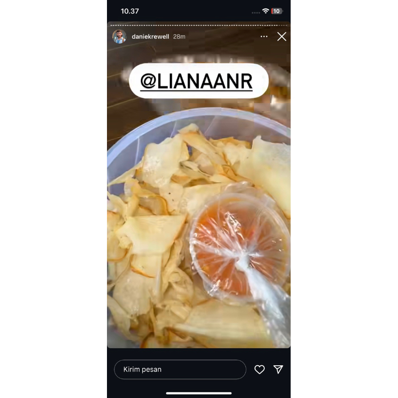 

keripik cocol dan rasa jeruk perut (pedas/asin)